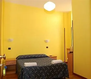 Sun Moon 3*, Roma Italia